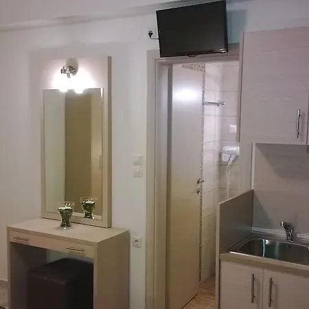 Apartment Gaia & Nea Plagia