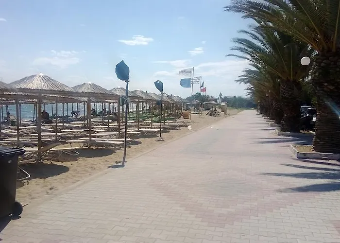 Apartment Gaia & Nea Plagia