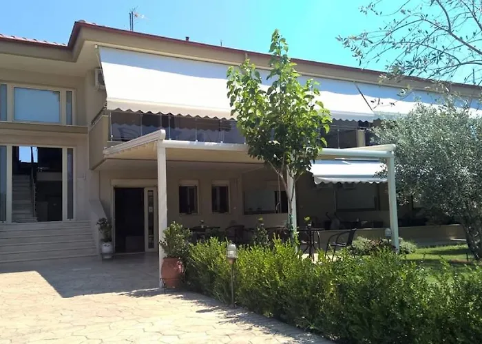 Gaia & Nea Plagia